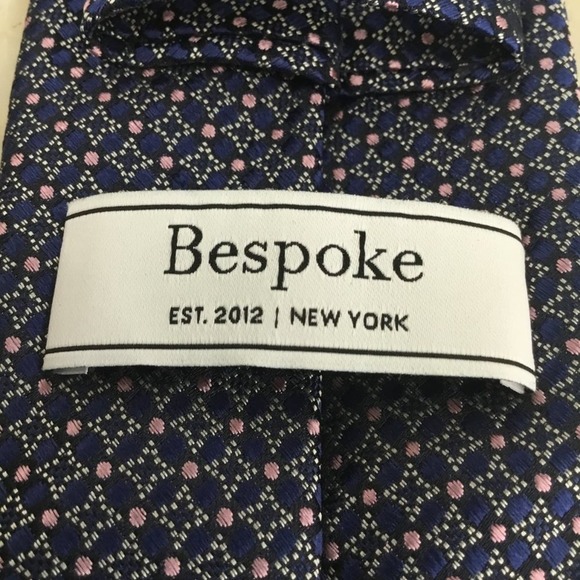 BESPOKE TIE - Picture 3 of 5